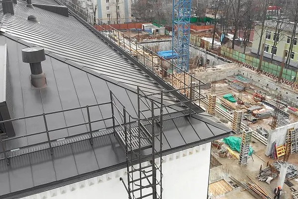 Ступенька кровельная Prestige ZN 330, Master Фальц, 0,6м., Ral 7024, Графит, Roofsystems, изобр. 3